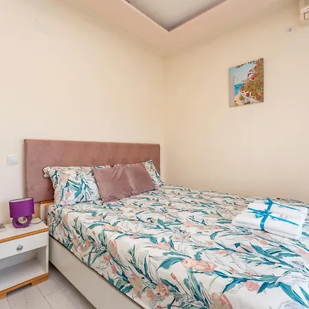 Apartment Lovely In With Wifi *